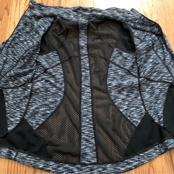 Zell Multi Blue Semi Sheer Zip Up Fitted Thumbhole Light weight Athletic Jacket - Picture 4 of 16